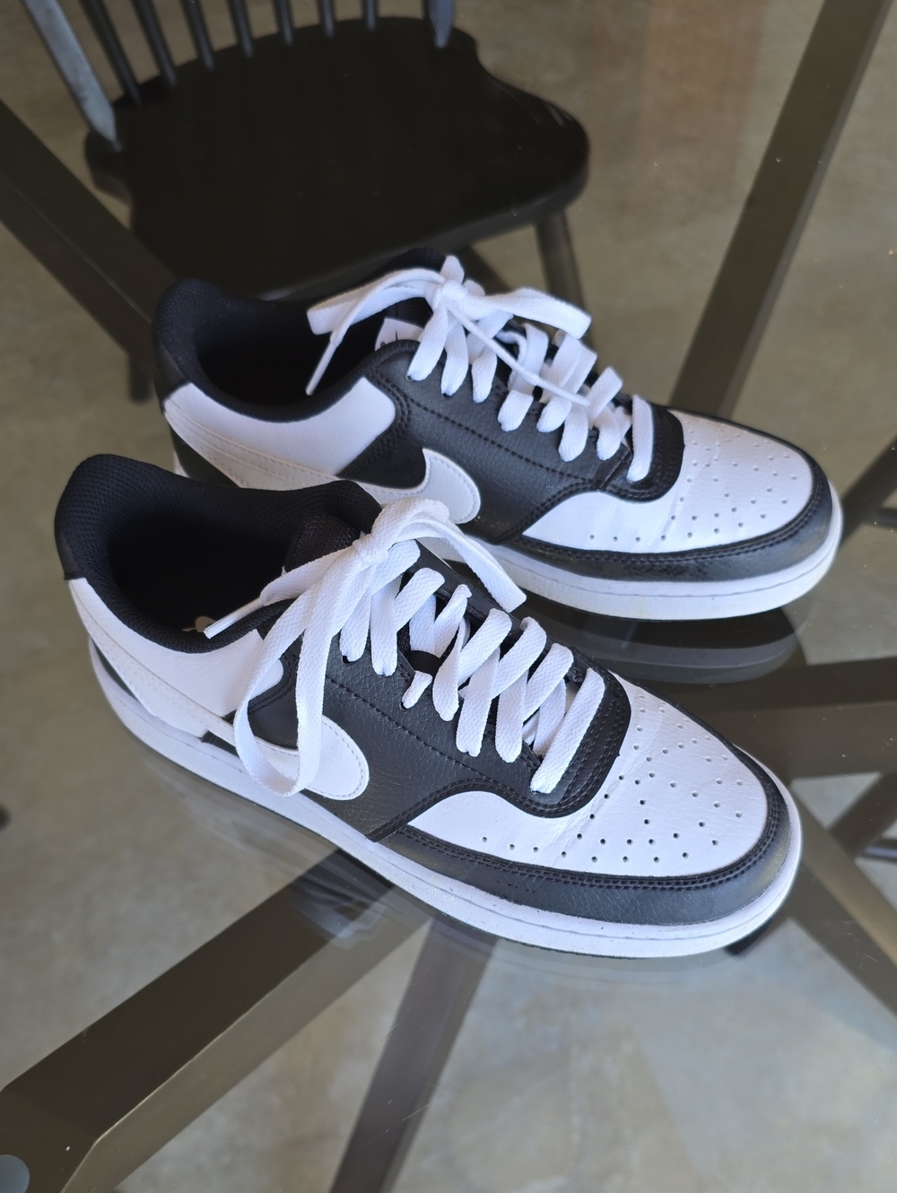 Nike Court Vision Tennish Shoes - Womens 8 Black/White